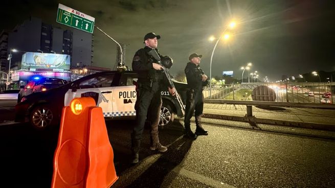 Operación Muro: la Ciudad blindó sus accesos en un megaoperativo relámpago sobre General Paz y el Riachuelo.