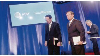 Sin precedentes. Así definió el CEO de AT&T, Randall Stephenson, la decisión del Departamento de Justicia de los EE.UU.