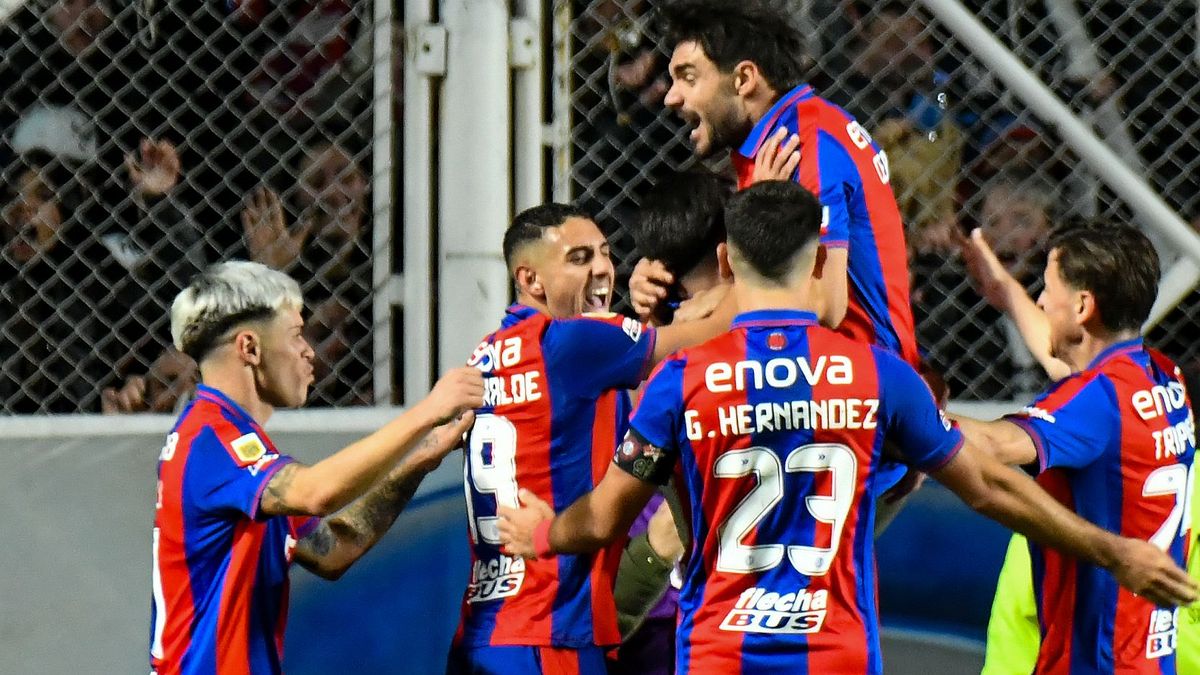 After beating Vélez, San Lorenzo accommodates his present and is the leader of Group B