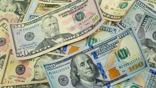 El dólar cerró estable y se mantiene por encima de los 40 pesos.