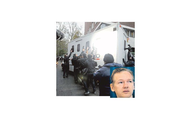 El traslado de Julian Assange a una corte en Londres concitó un intenso interés periodístico. Sus allegados dijeron que su arresto no impedirá que WikiLeaks siga filtrando cables diplomáticos estadounidenses.