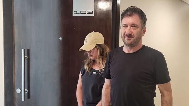 Edgardo Kueider y su secretaria, Iara Guinsel Costa.