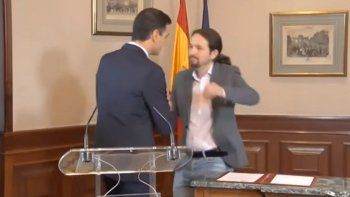el socialismo y la izquierda alcanzaron un acuerdo para gobernar espana, con iglesias como vice