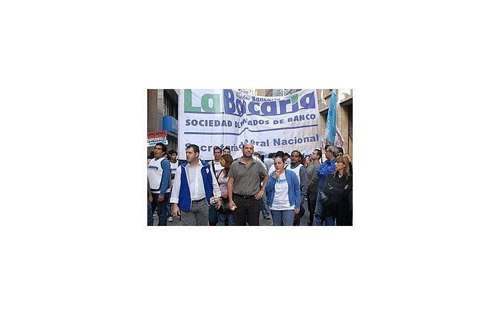 El sindicato de bancarios y las entidades financieras también participan de la primera negociación paritaria en Trabajo.