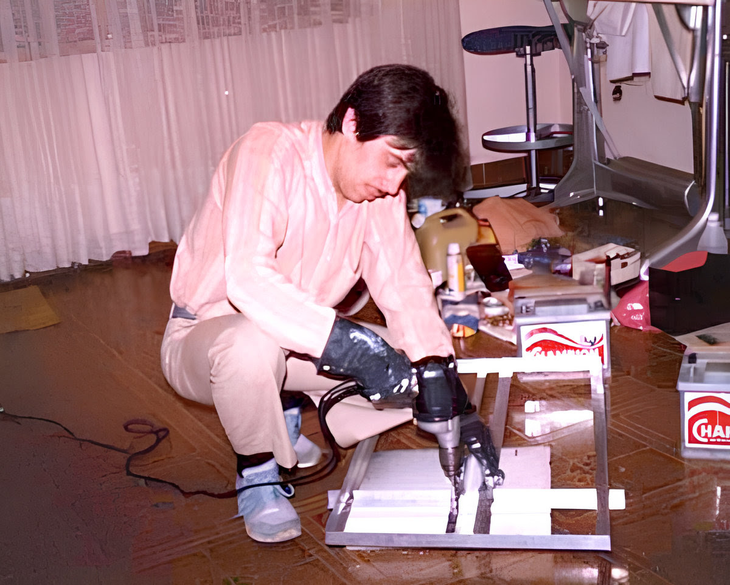 Auto solar. La creación de su modelo eléctrico, que llevó el nombre de Auto solar. La creación de su modelo eléctrico, que llevó el nombre de