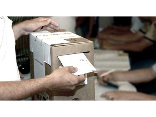 El operativo incluye a 129 establecimientos escolares, con un total de 1.085 mesas habilitadas, de las que 75 están en Pueyrredón, 50 en Pedernera y 3 en San Francisco.