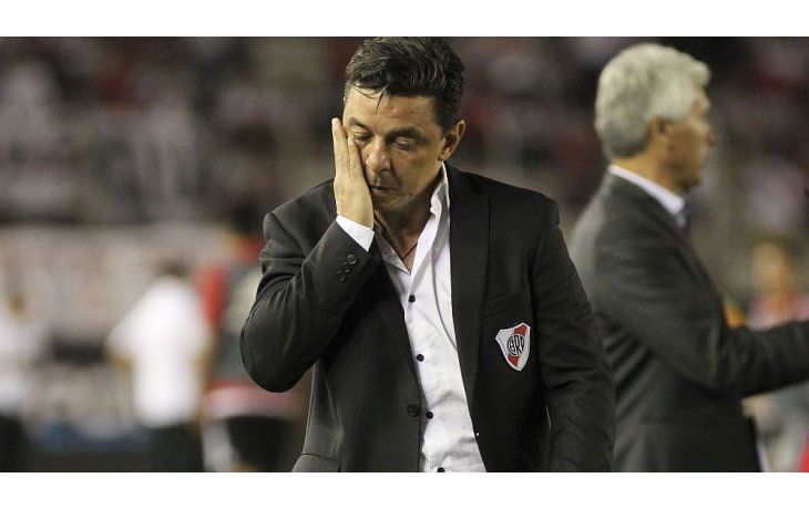 Gallardo no encuentra el camino en River tras la eliminación en el Libertadores.