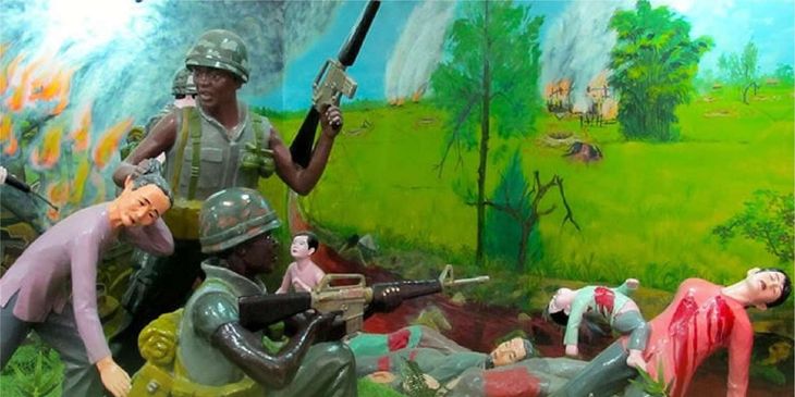Un 16 de marzo de 1968, en la Guerra de Vietnam, soldados estadounidenses matan a centenares de civiles desarmados, en la conocida Masacre de My Lai. Un 16 de marzo de 1968, en la Guerra de Vietnam, soldados estadounidenses matan a centenares de civiles desarmados, en la conocida Masacre de My Lai.
