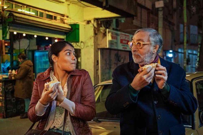 La serie argentina cuenta con la participación de un reconocido actor de Hollywood.