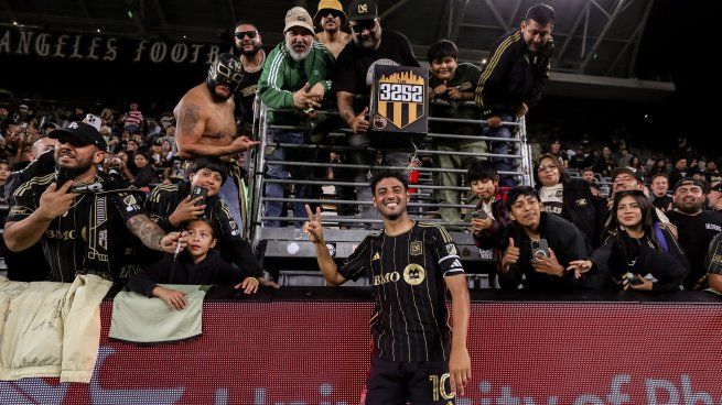 Carlos Vela fue anunciado como nuevo jugador de LAFC&nbsp; hace seis semanas, pero hacía nueve meses que estaba inactivo. Anoche entró de cambio en los últimos minutos en el conjunto angelino.