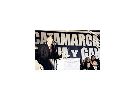 Néstor Kirchner cerró anoche la campaña del FpV, para las elecciones legislativas de Catamarca.