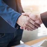 Un total de 70 mesas de negociación salarial fueron cerradas o están por hacerlo. Un total de 70 mesas de negociación salarial fueron cerradas o están por hacerlo.