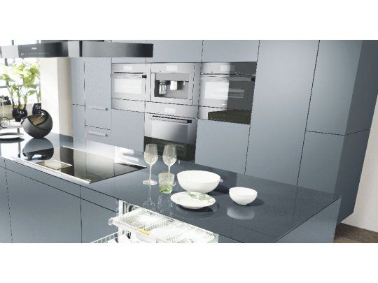 Miele inauguró su primer megalocal