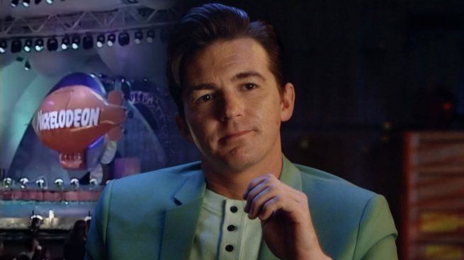 Drake Bell, estrella de Drake & Josh da su testimonio en el documental.