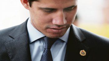 en la mira. El líder opositor venezolano Juan Guaidó corre peligro de arresto, como varios de los más prominentes dirigentes del antichavismo.
