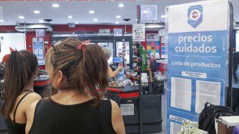 La aplicaci&oacute;n permite acceder a la canasta completa de los 310 productos del programa y buscar los comercios adheridos por calle, localidad y provincia.