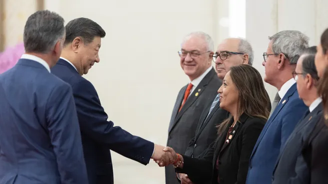 Fernanda Cardona y Alfredo Fratti adelantaron posibles acuerdos e inversiones con China.&nbsp;