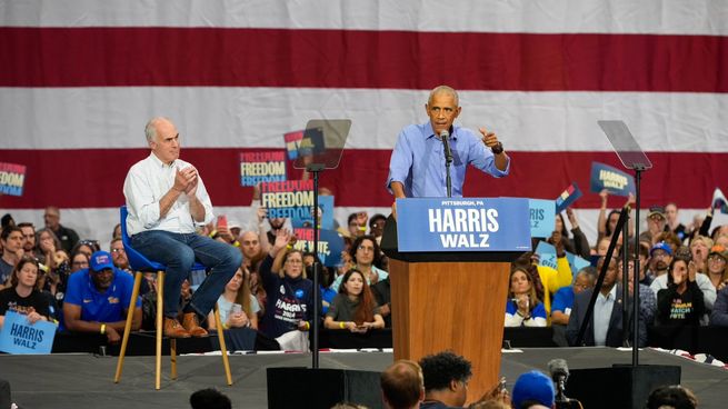 Barack Obama respaldó la candidatura de Kamala Harris.