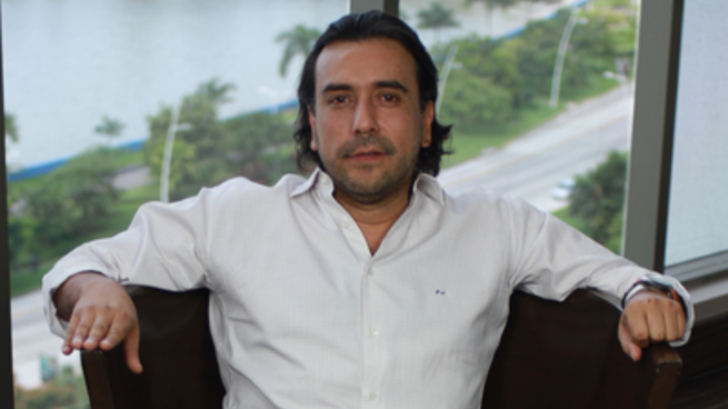 Reunió un grupo de mamás que necesitaban trabajar y fundó un millonario negocio para ayudar a las empresas a vender.