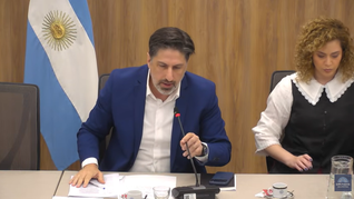 Sin el oficialismo y aliados, diputados recibieron a trabajadores de medios. Sin el oficialismo y aliados, diputados recibieron a trabajadores de medios.