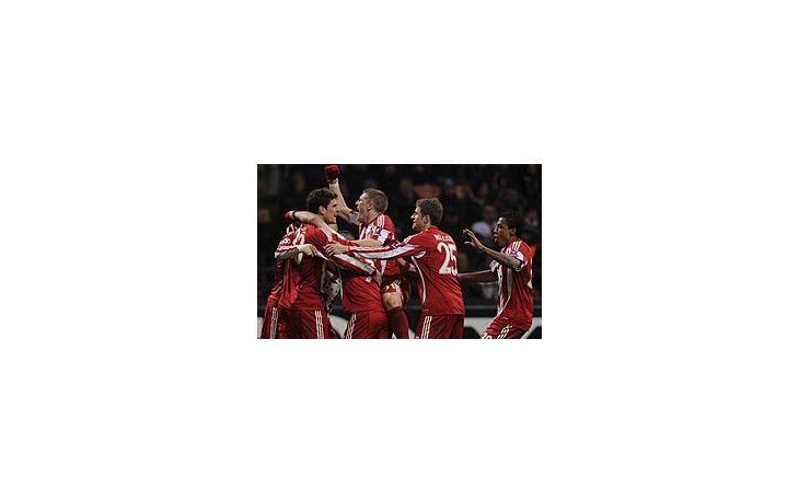 Bayern Munich dio un gran paso para clasificar a los cuartos de final.