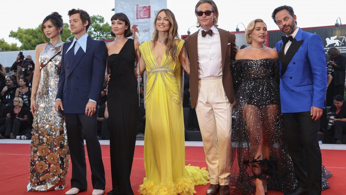 Venice: Did Harry Styles Spit on Chris Pine at the Don’t Worry Darling Premiere?