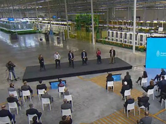 El Gobierno relanza el programa Ahora 12. 