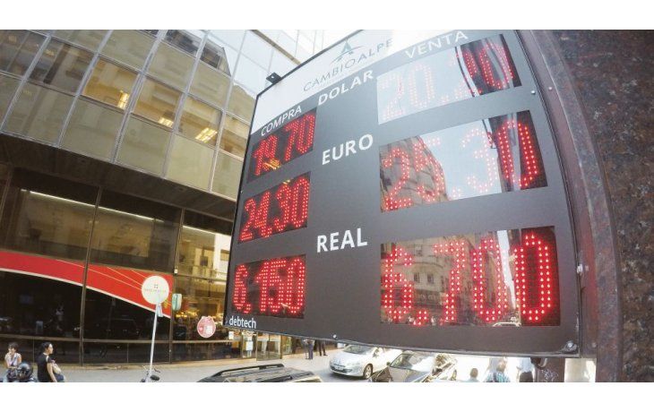ámbito.com | Se disparó 25 centavos el dólar y llegó a $20,20