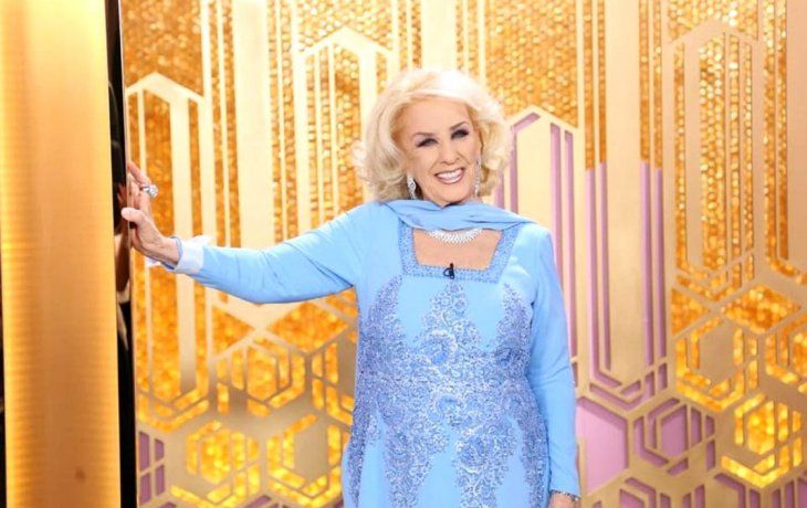 mirtha legrand fue trasladada a una habitacion comun: continua evolucionando favorablemente