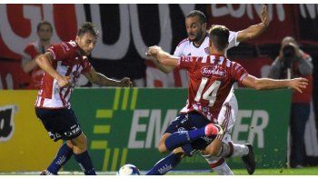 Newells y Unión empataron en Rosario.