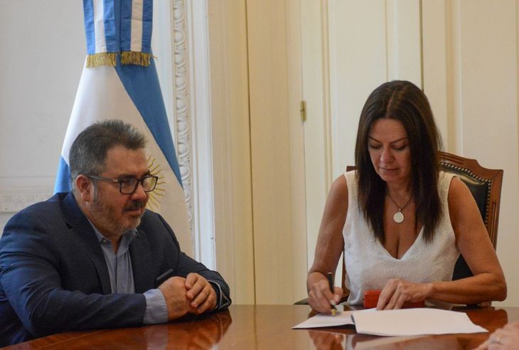 El convenio firmado por $20.000 millones es para la compra de 5 millones de unidades de alimentos El convenio firmado por $20.000 millones es para la compra de 5 millones de unidades de alimentos