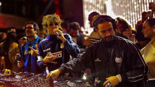 La banda venezolana llega al país. La banda venezolana llega al país.