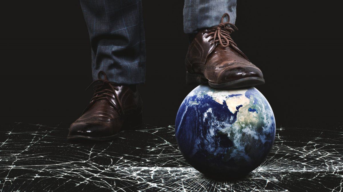 Dr Catástrophe identified the 10 megathreats that can put humanity in check