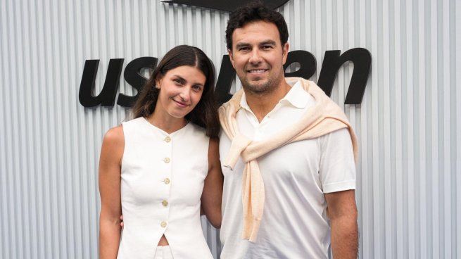 Sergio Checo Pérez y su esposa Carola Martínez asistieron al US Open. El piloto mexicano estuvo reunido con uno de los principales sponsor de la escudería Cadillac,&nbsp;Thomas Jacob Hilfiger o mejor conocido como la cabeza de diseño de la marca de ropa Tommy Hilfiger.&nbsp;