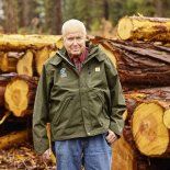 Es uno de los hombres más importantes de Estados Unidos gracias a sus prácticas algo cuestionables. Es uno de los hombres más importantes de Estados Unidos gracias a sus prácticas algo cuestionables.