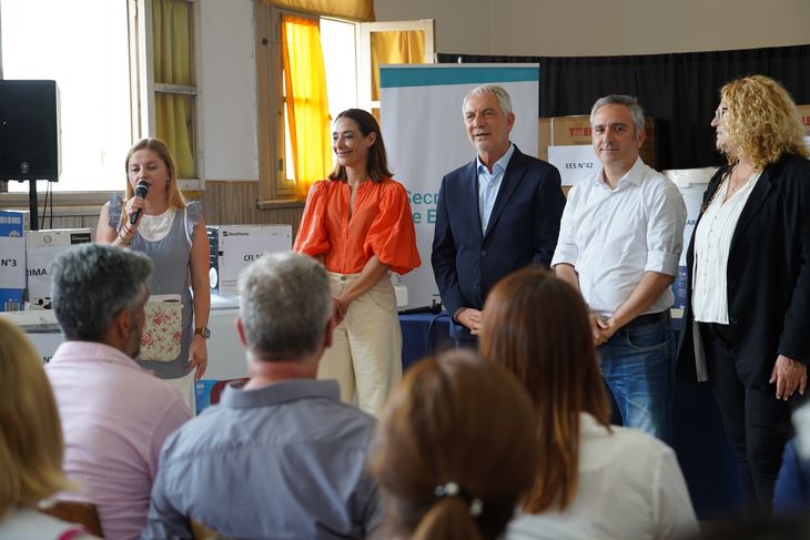 Las transferencias corrientes incluyeron programas sociales, compras de alimentos y leche. Las transferencias corrientes incluyeron programas sociales, compras de alimentos y leche.