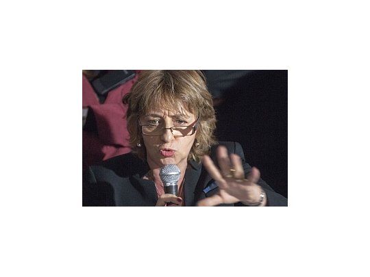 Alejandra Gils Carbó.