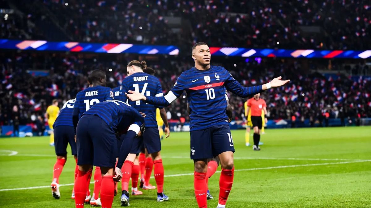 France vs Australia, for Group D: Time, TV and formations