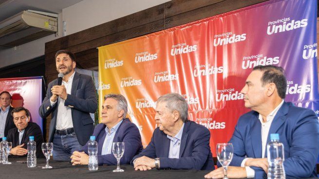 Los caciques de Provincias buscan fortalecerse como una tercer vía en las elecciones de octubre.