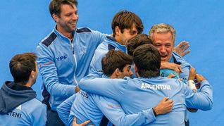 Frana y un emotivo debut como capitán argentino de Copa Davis.