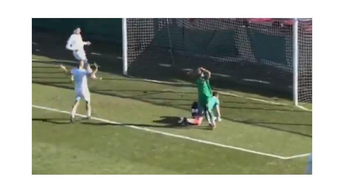 Unbelievable: Ferro missed an “impossible” goal in the Primera Nacional