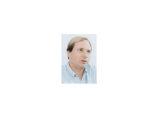 The economist Pablo Guidotti suggested heading towards Brazil.