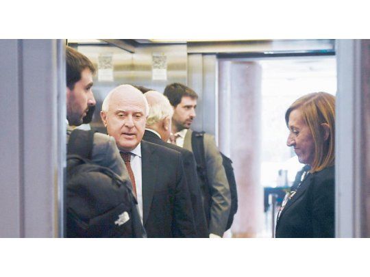 PARTICIPACIÓN. El carácter ampliado de la reunión de ayer incluyó a Miguel Lifschitz (socialismo de Sta. Fe), a los radicales Alfredo Cornejo (Mendoza) y Gerardo Morales (Jujuy) y a Omar Gutiérrez (MPN de Neuquén).
