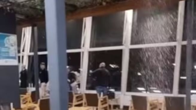 El temporal en el AMBA provocó complicaciones en la infraestructura de Aeroparque.