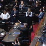 Adorni recibió un espaldarazo total por parte del gabinete libertario. Adorni recibió un espaldarazo total por parte del gabinete libertario.