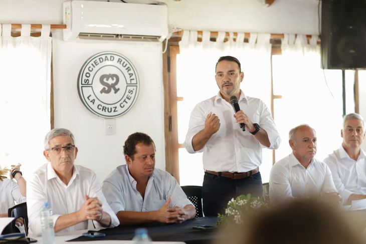 El gobernador de Corrientes, Juan Pablo Valdés, advirtió por la situación de la coparticipación federal. El gobernador de Corrientes, Juan Pablo Valdés, advirtió por la situación de la coparticipación federal.