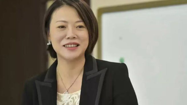 Supo ser la mujer más rica de China pero perdió el 80% de su fortuna.
