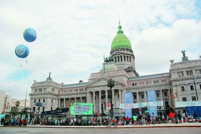 PAG9-Apertura Sesiones 01MAR ignacio petunchi 09.jpg