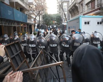 La Defensoría del Pueblo abrió un expediente de oficio contra la Policía de la Ciudad.