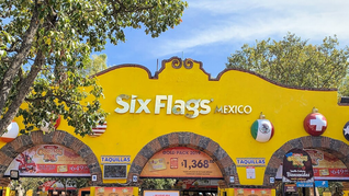 Six Flags, uno de los parques de diversiones más populares de México. Six Flags, uno de los parques de diversiones más populares de México.